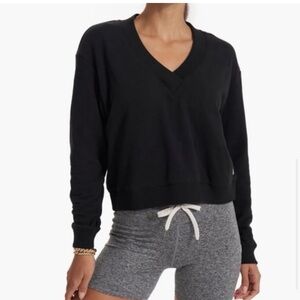 ⭐️Vuori Women's Sedona V Neck Black Pullover Sweatshirt Relaxed Fit size m⭐️
